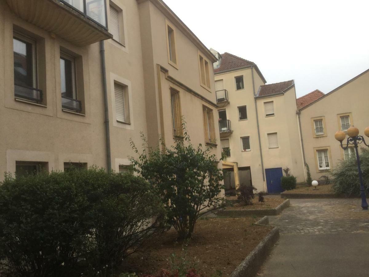 Les Grenettes2 Apartment Metz Bagian luar foto